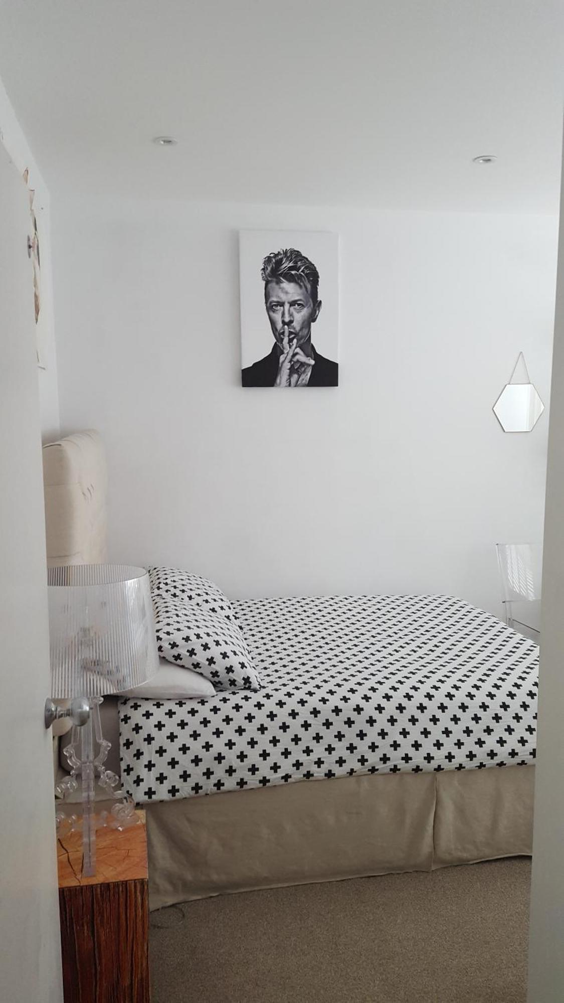 Family Home With Easy Commute To London! Croydon Eksteriør bilde